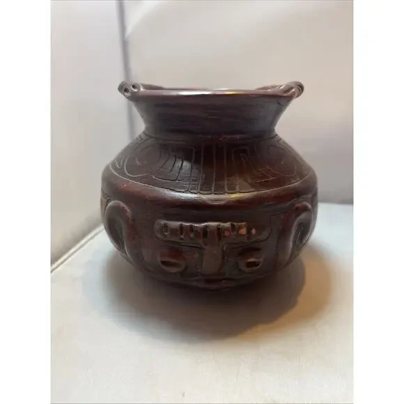 VTG Marajoara Terra Cotta Vessel Pot Brazil Red Clay Face Pottery 4.25" - Picture 1 of 6